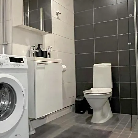 Comfy Blue 7 Minutes To Airport Βάνταα